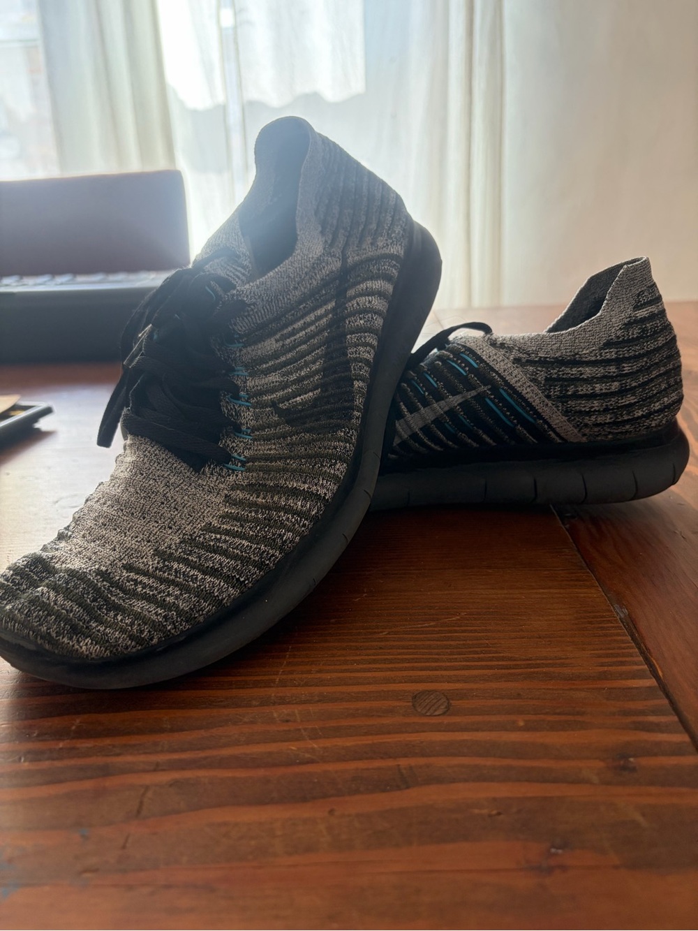 Nike Men's Flyknit Athletic Shoes - Black & Gray with Blue